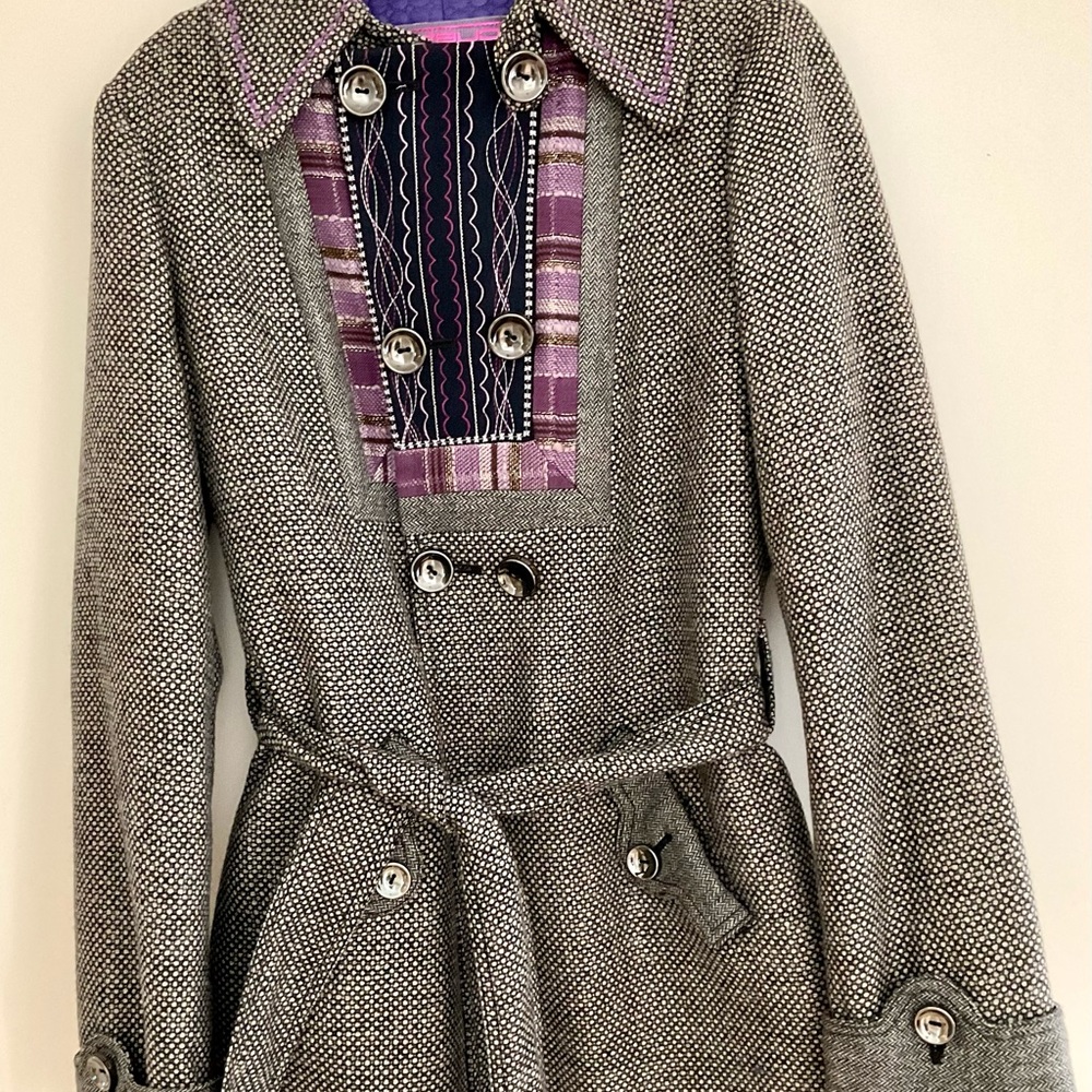 Coat - Picture 11 of 11